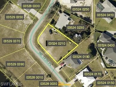 1315 NE 19th PL CAPE CORAL, FL 33909
