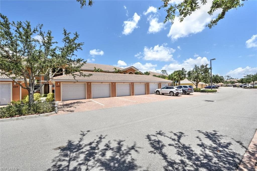1107 Winding Pines CIR 104 CAPE CORAL, FL 33909
