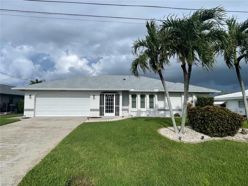 4332 SW 1st PL CAPE CORAL, FL 33914