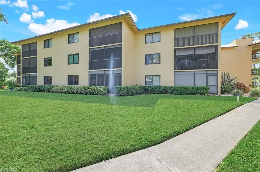 95 Saint Andrews BLVD A110 NAPLES, FL 34113
