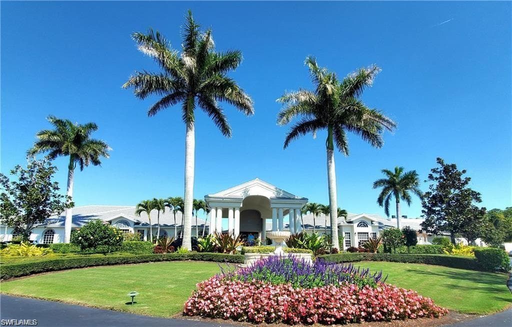625 Saratoga CIR I103 NAPLES, FL 34104