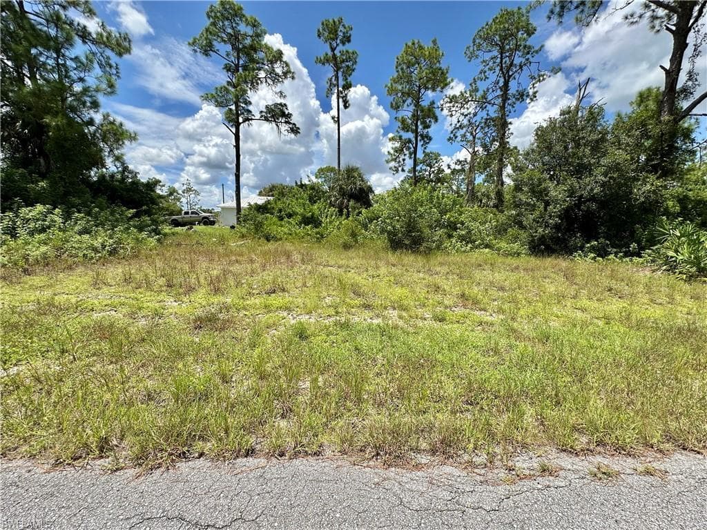 735 Chavers ST LEHIGH ACRES, FL 33974
