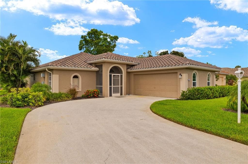1781 Corona Del Sire DR NORTH FORT MYERS, FL 33917