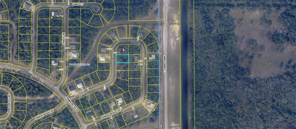 8018 Sandalwood CIR LABELLE, FL 33935