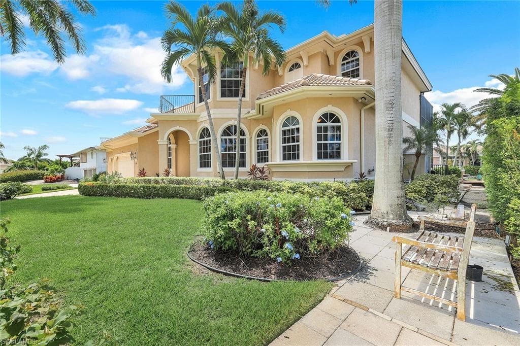 683 Solana CT MARCO ISLAND, FL 34145