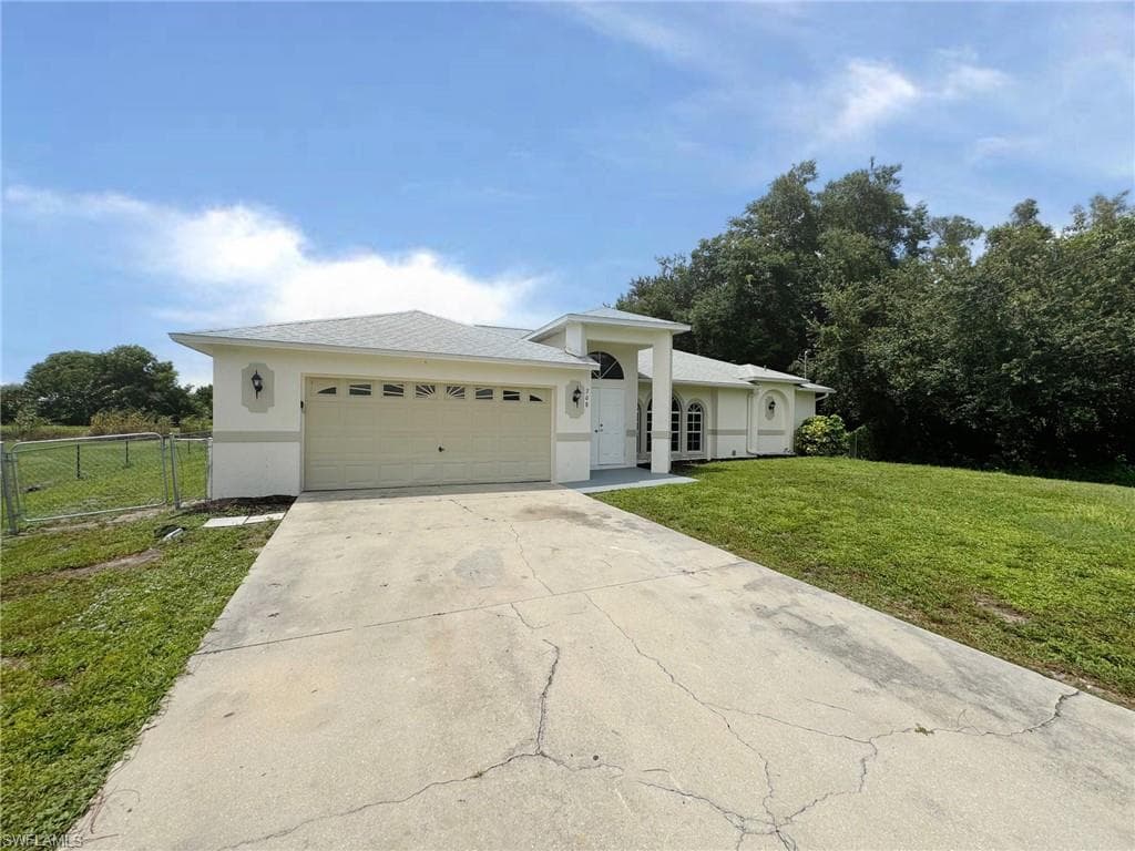 708 Fargo DR FORT MYERS, FL 33913