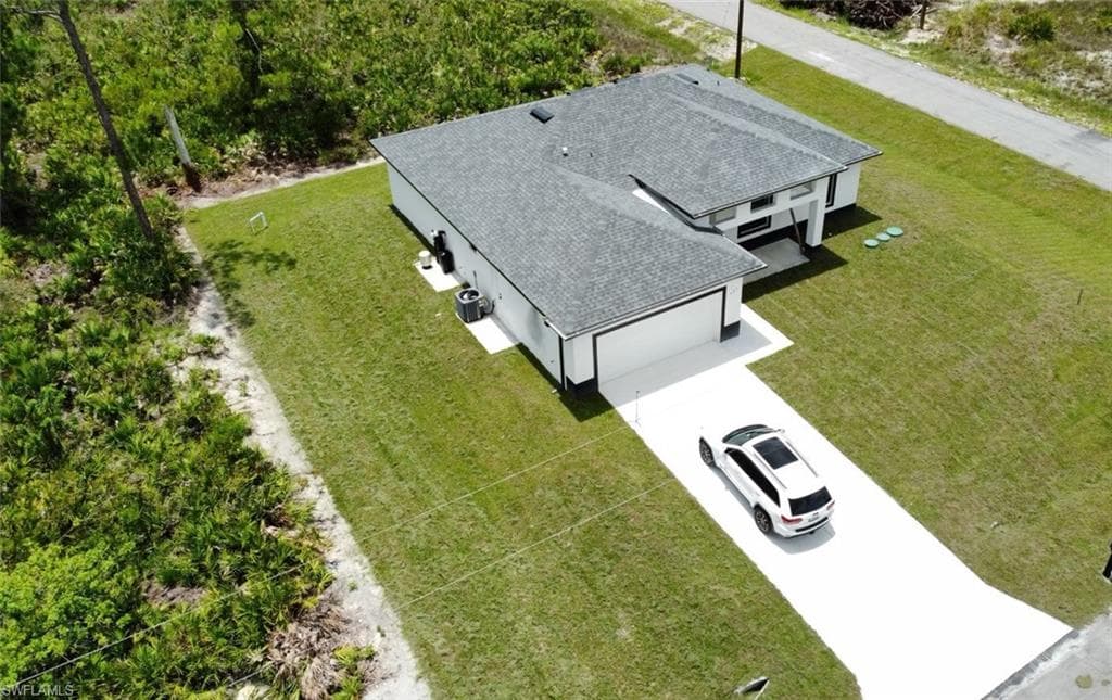 407 W 13th ST LEHIGH ACRES, FL 33972
