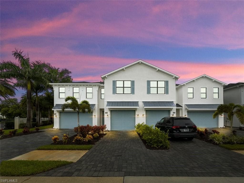 12957 Pembroke DR NAPLES, FL 34105