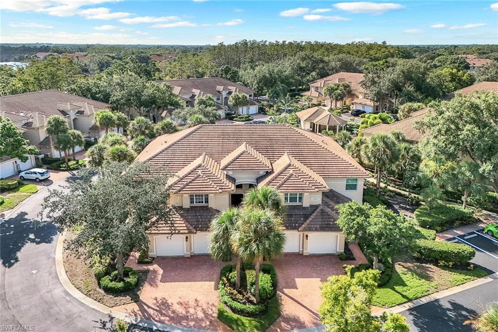 24431 Reserve CT 201 BONITA SPRINGS, FL 34134