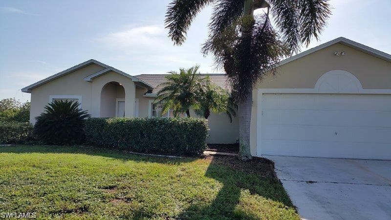 5 NW 30th PL CAPE CORAL, FL 33993