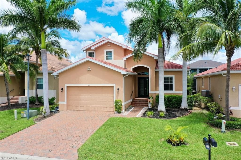 8016 Banyan Breeze WAY FORT MYERS, FL 33908