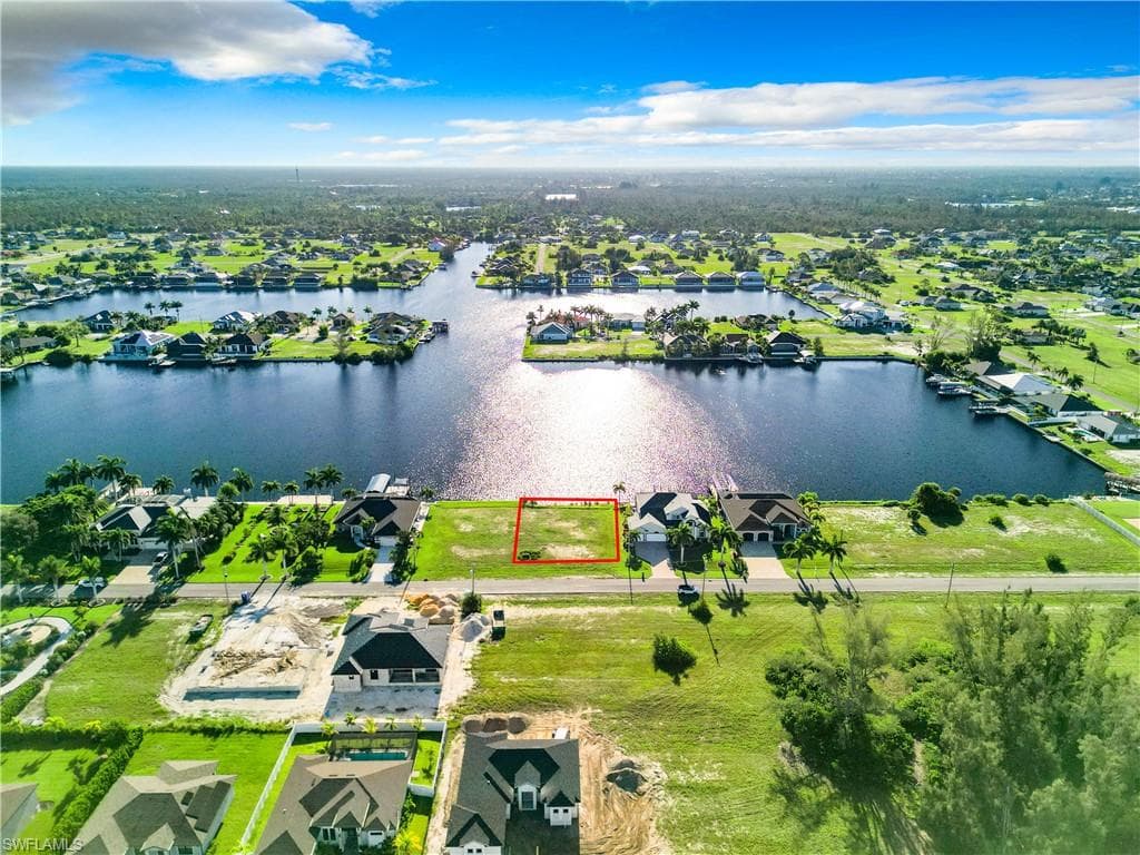 2833 NW 45th AVE CAPE CORAL, FL 33993
