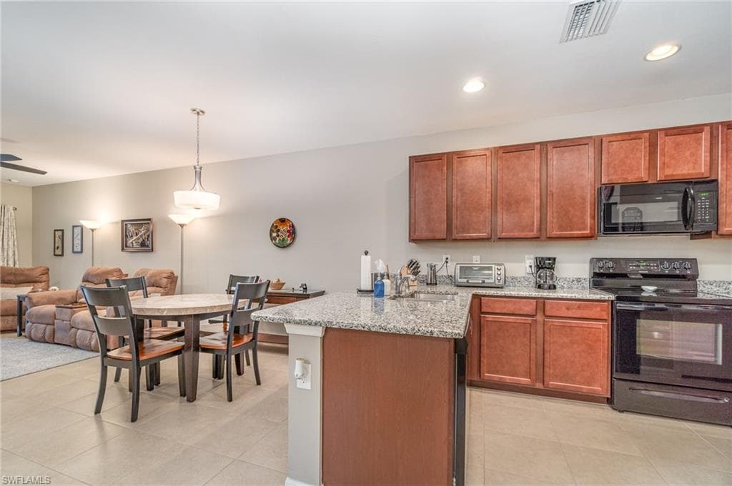 20054 Fiddlewood AVE NORTH FORT MYERS, FL 33917