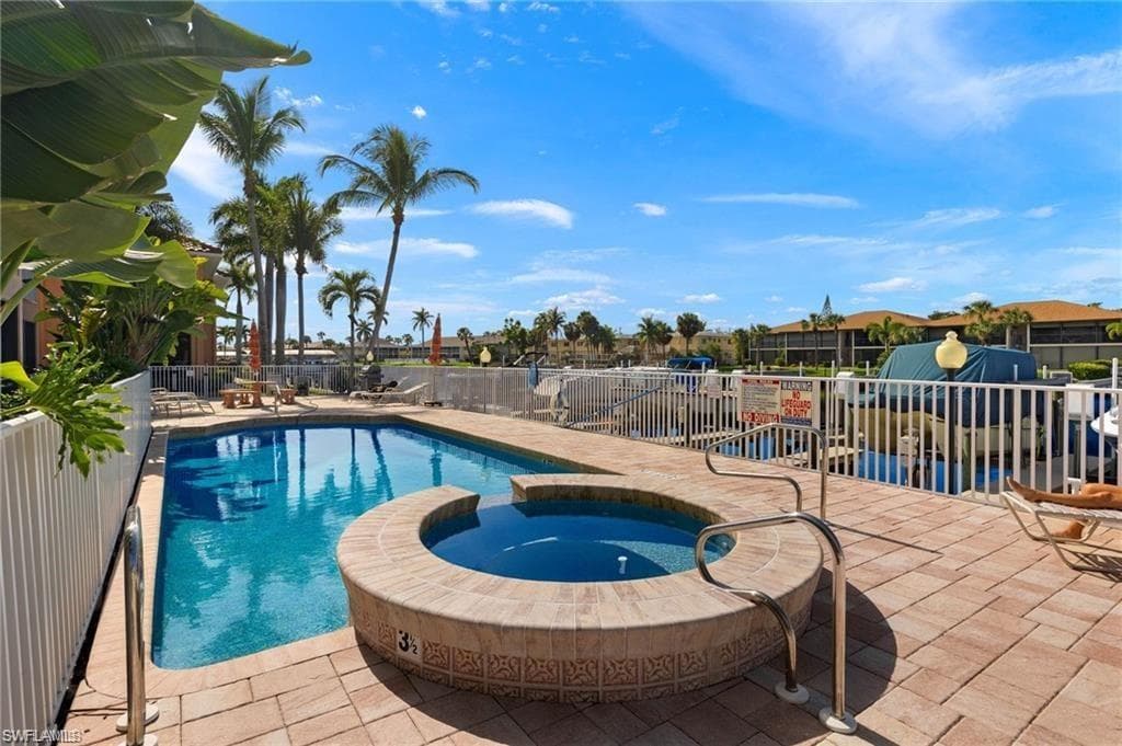 4566 SE 5th PL 105 CAPE CORAL, FL 33904