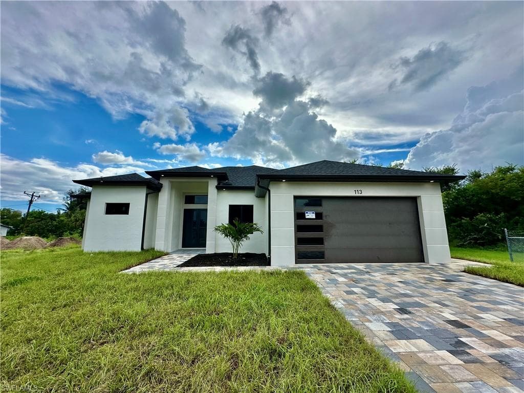 113 Connecticut RD LEHIGH ACRES, FL 33936
