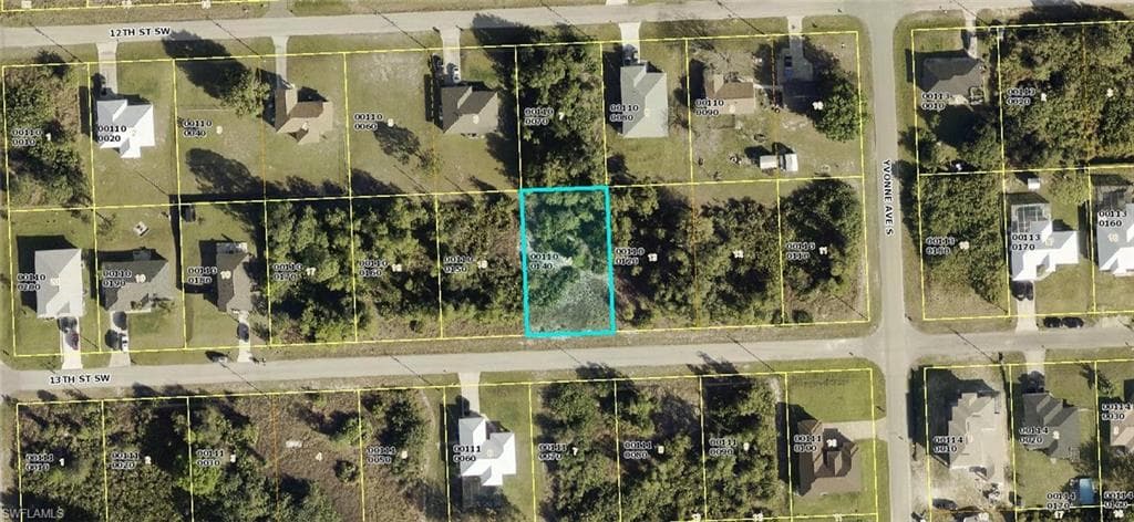 3806 13th ST SW LEHIGH ACRES, FL 33976