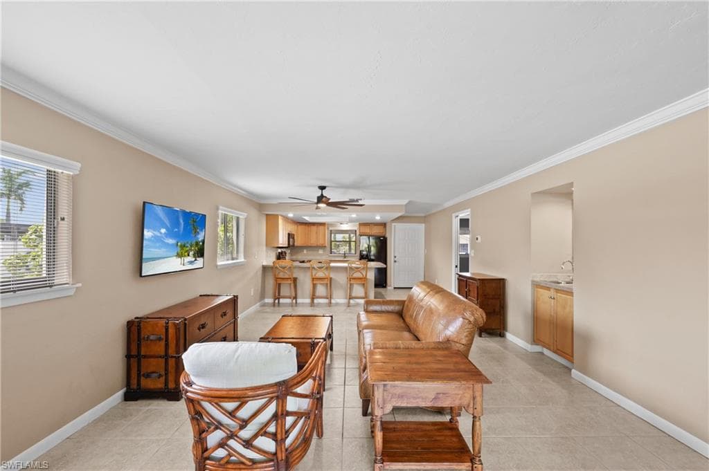 3911 Country Club BLVD 104 CAPE CORAL, FL 33904