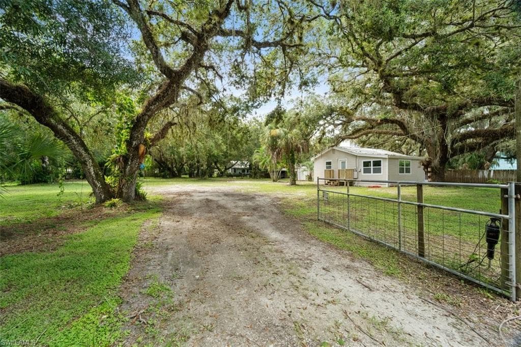 234 S Elm ST LABELLE, FL 33935