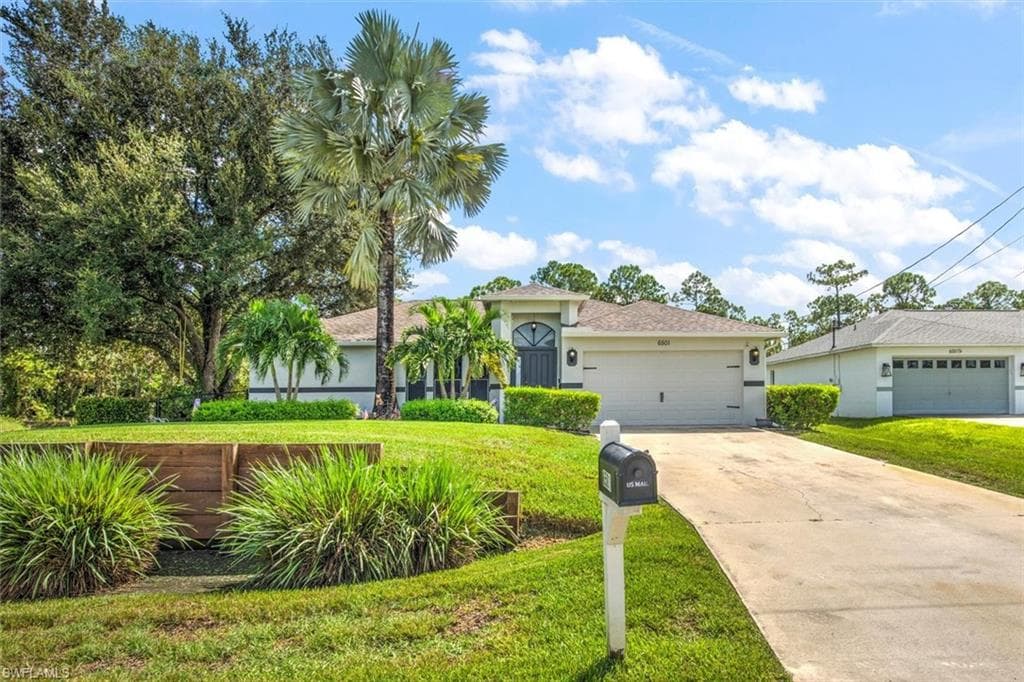 6501 Astoria AVE FORT MYERS, FL 33905