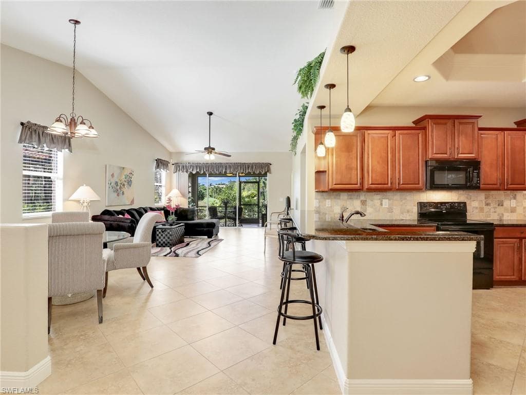 11077 St Roman WAY BONITA SPRINGS, FL 34135