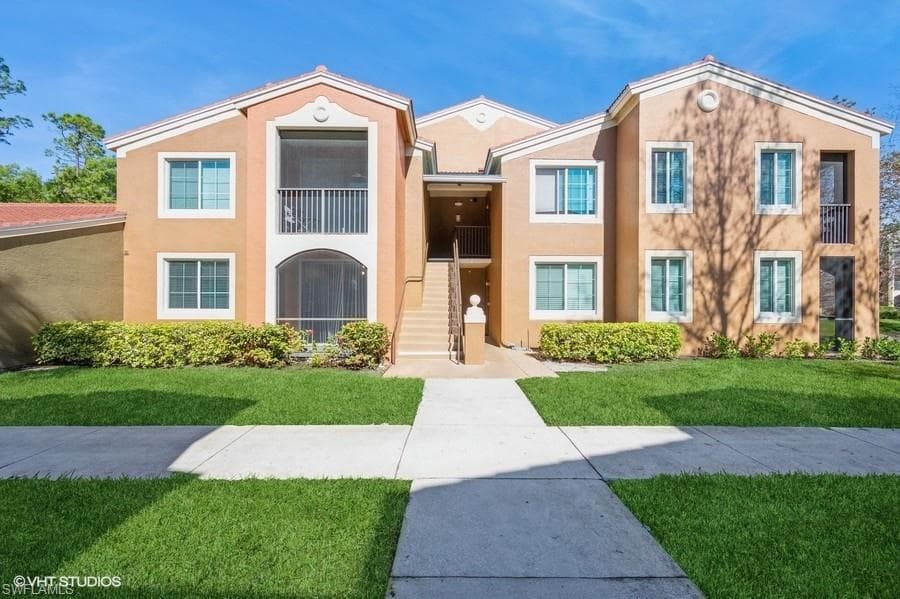 1170 Reserve WAY 107 NAPLES, FL 34105