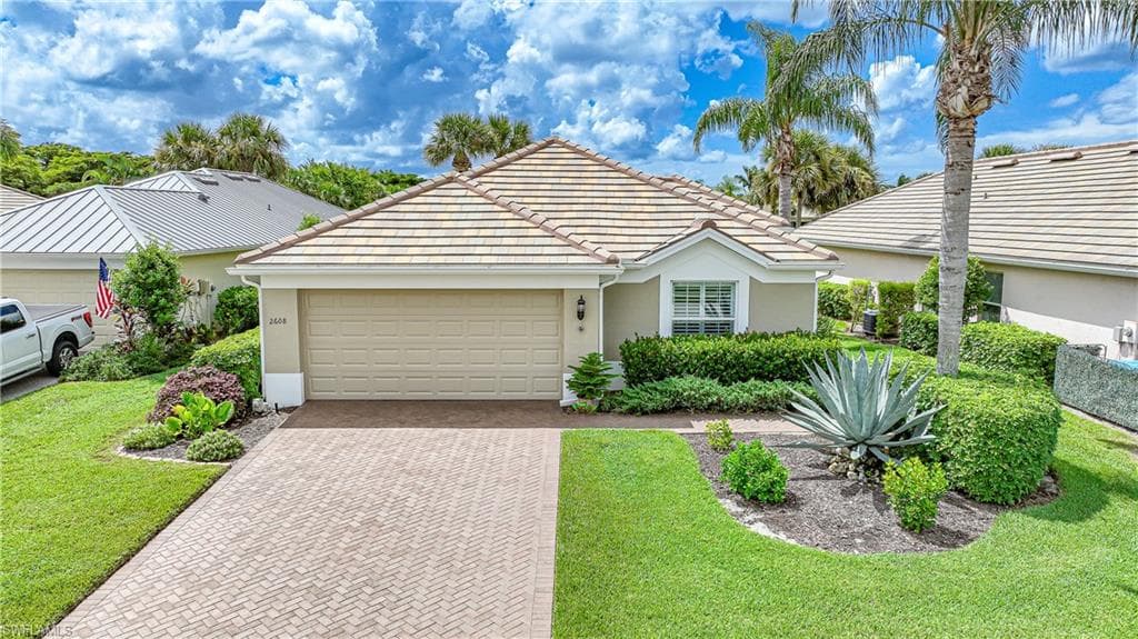 2608 Clairfont CT CAPE CORAL, FL 33991