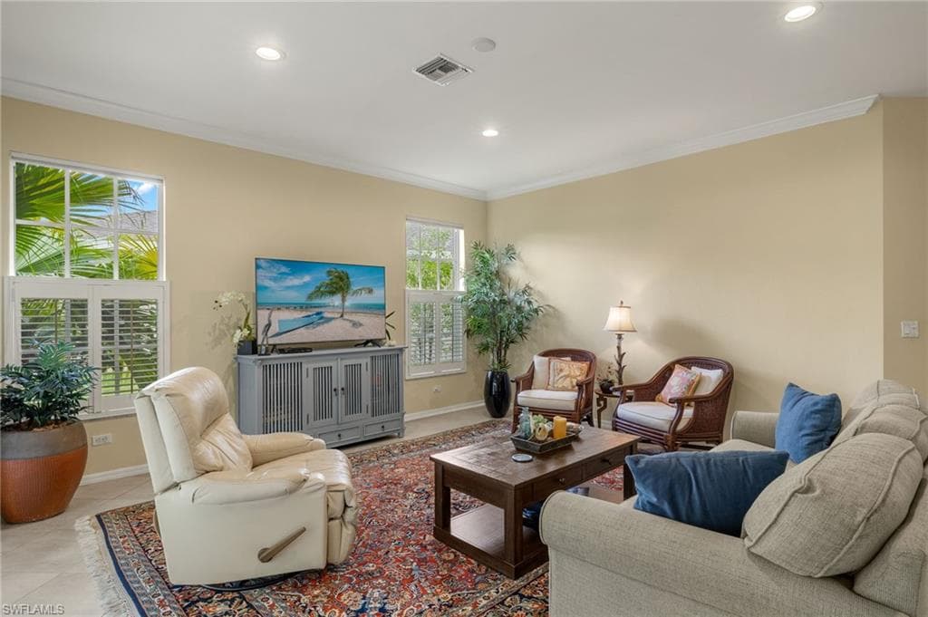 23164 Grassy Pine DR ESTERO, FL 33928