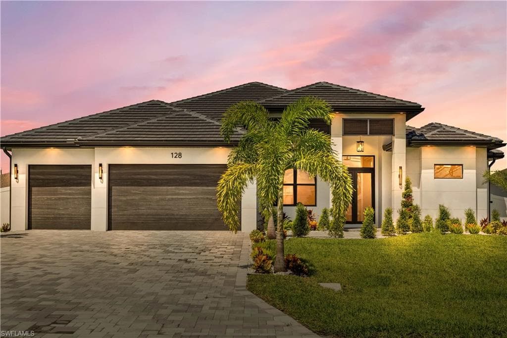 128 SW 35th AVE CAPE CORAL, FL 33991