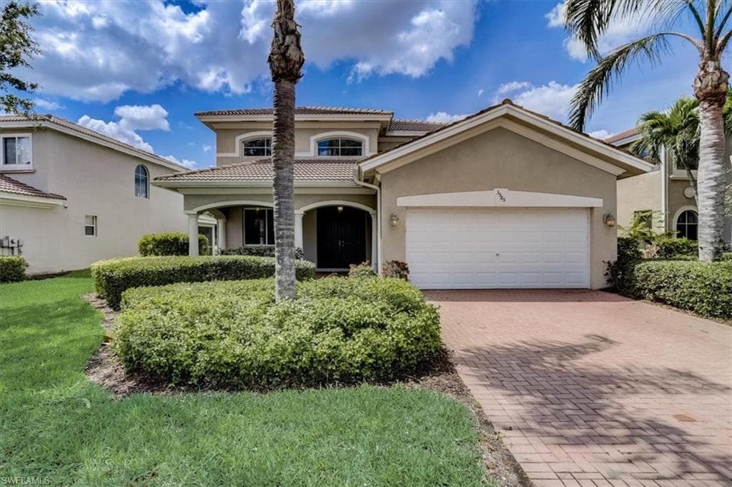 3585 Malagrotta CIR CAPE CORAL, FL 33909