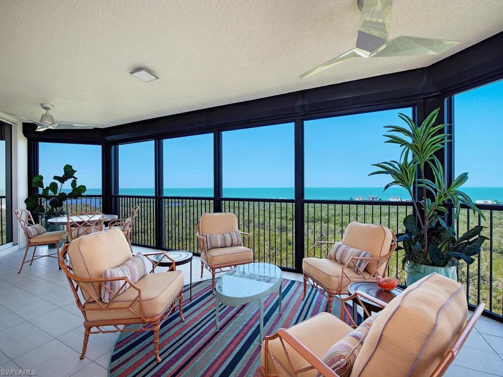 7425 Pelican Bay BLVD 1506 NAPLES, FL 34108