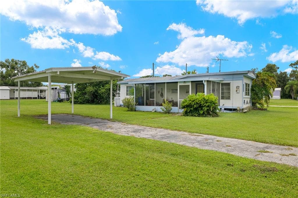 35911 Hilnick DR PUNTA GORDA, FL 33982