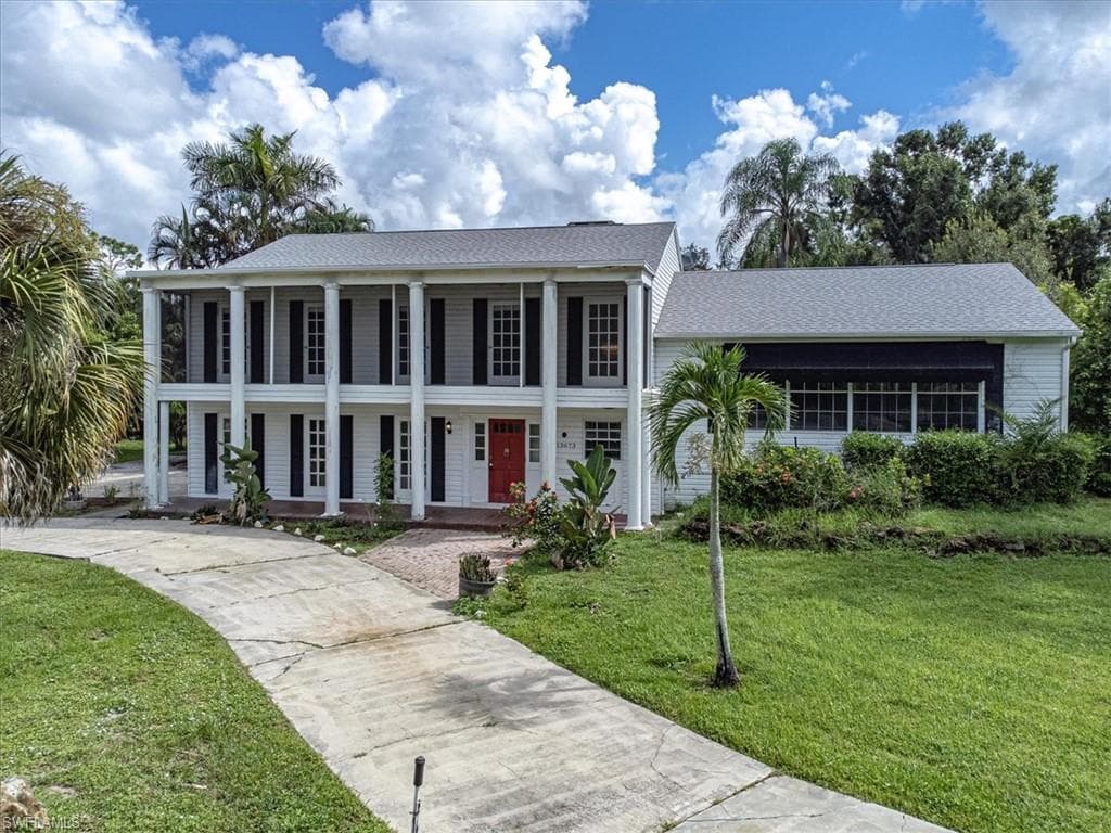 13673 Pine Villa LN FORT MYERS, FL 33912