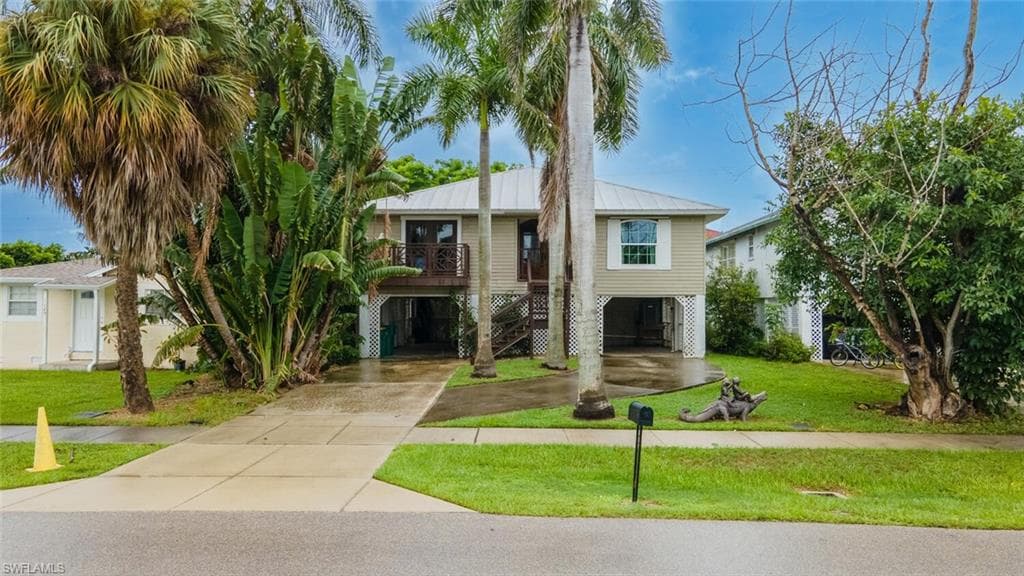 1031 Ridge ST NAPLES, FL 34103