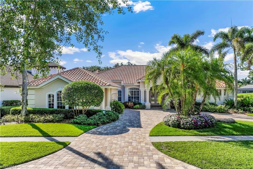 2626 Finchley LN NAPLES, FL 34105