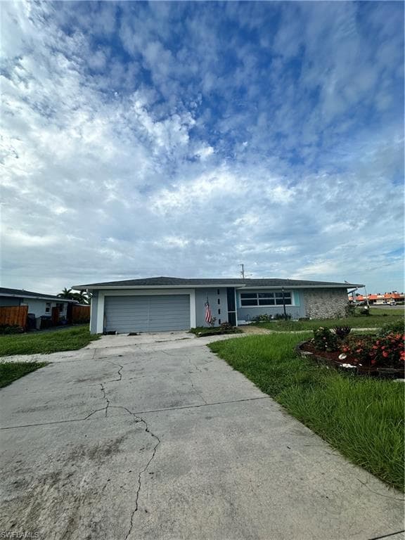 4328 SE 16th PL CAPE CORAL, FL 33904