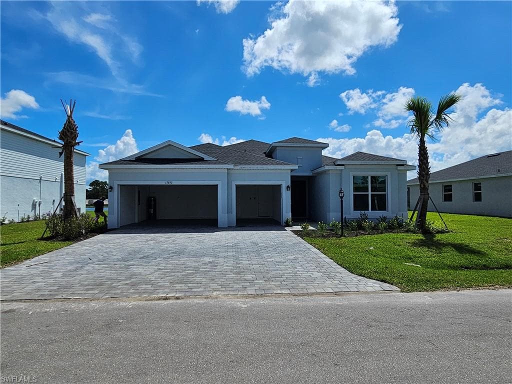 17692 Saddleback LOOP NORTH FORT MYERS, FL 33917