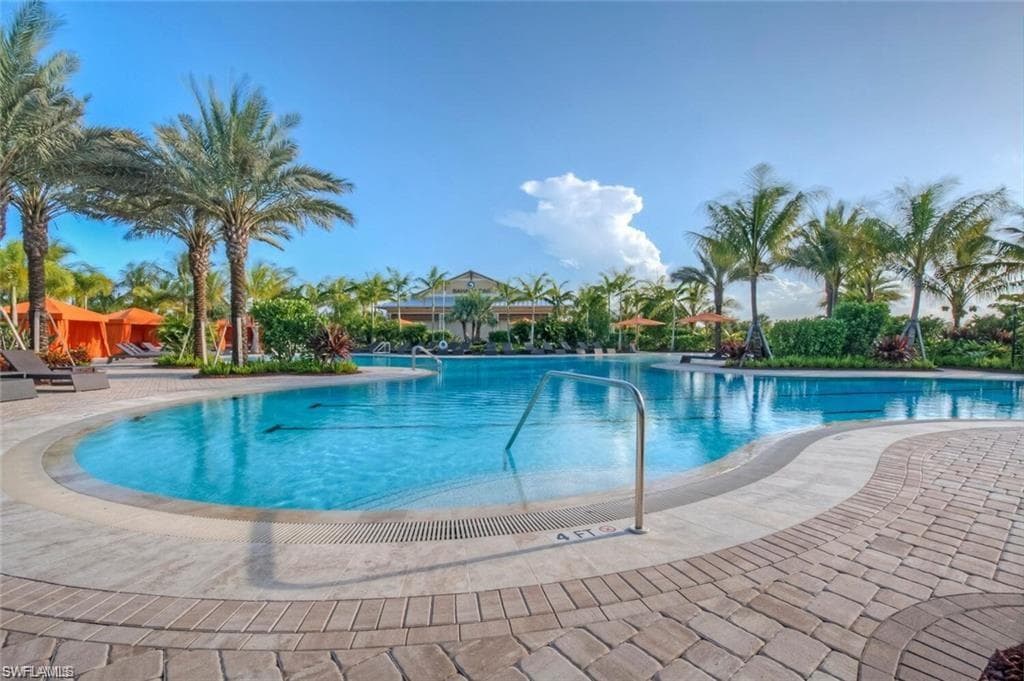 9403 Pocida CT 201A NAPLES, FL 34119