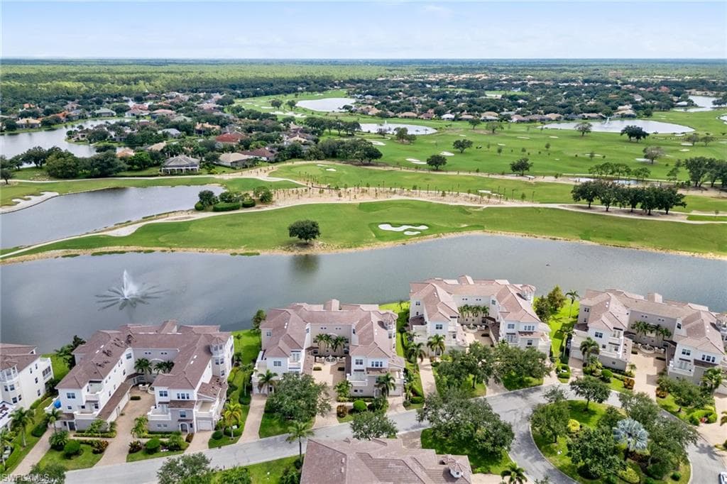 562 Avellino Isles CIR 201 NAPLES, FL 34119