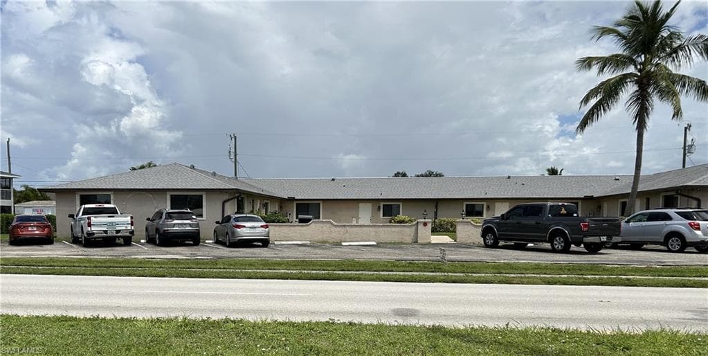 3715 Country Club BLVD C CAPE CORAL, FL 33904