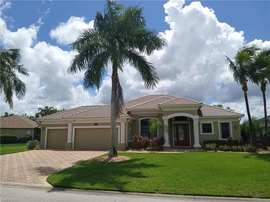 15304 Briarcrest CIR FORT MYERS, FL 33912