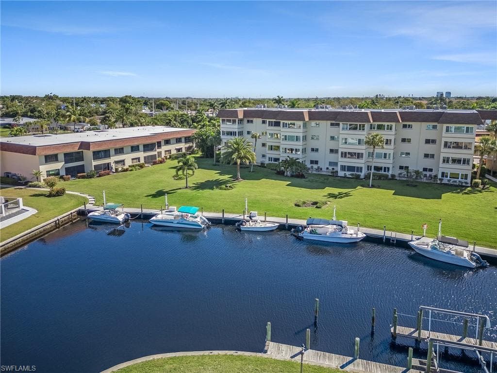 4277 Mariner WAY 115 FORT MYERS, FL 33919