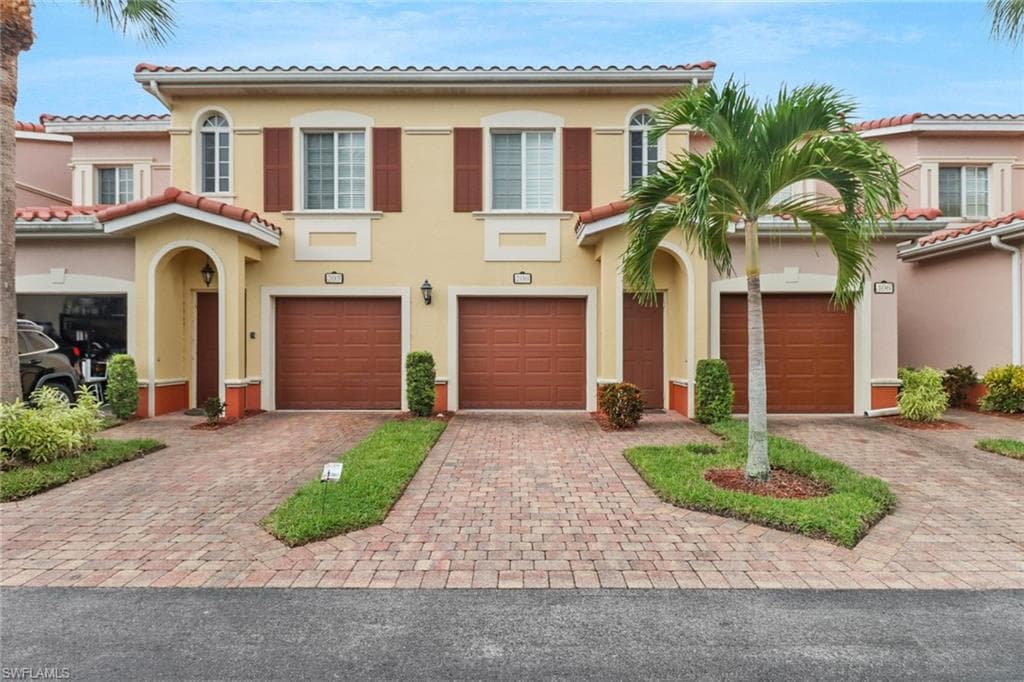 20170 Estero Gardens CIR 206 ESTERO, FL 33928