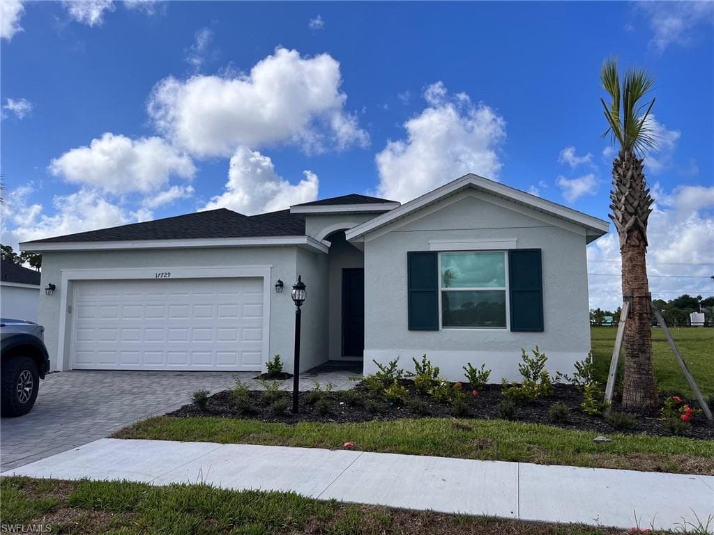 17729 Saddleback LOOP NORTH FORT MYERS, FL 33917