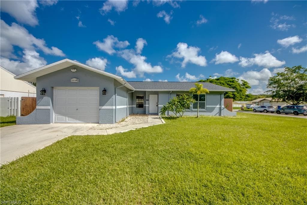 15759 Coral Vine LN FORT MYERS, FL 33905