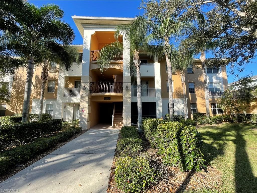 2909 Tuscan DR 201 CAPE CORAL, FL 33909