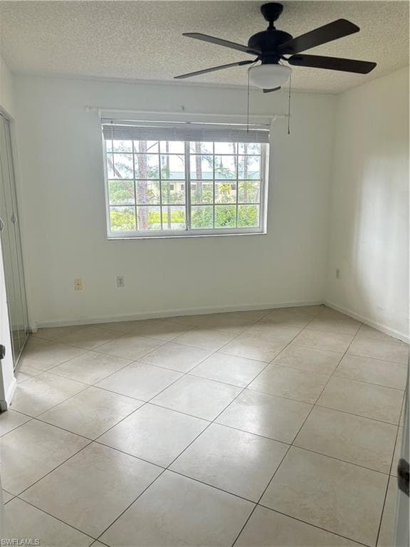 1150 Wildwood Lakes BLVD 202 NAPLES, FL 34104