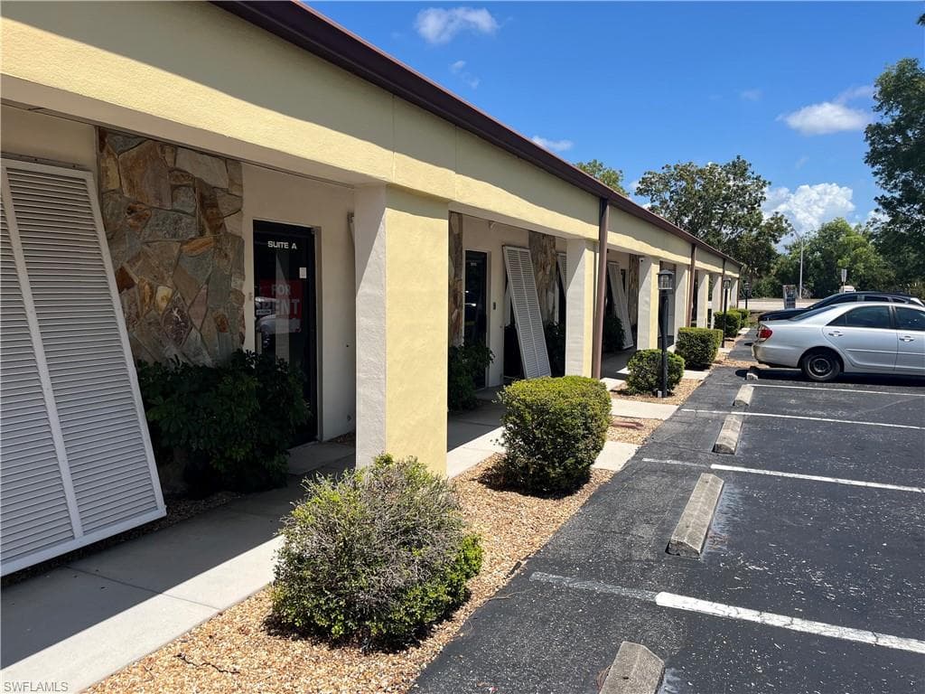 6226 Presidential CT A FORT MYERS, FL 33919
