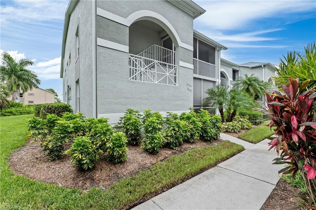 26751 Clarkston DR 201 BONITA SPRINGS, FL 34135