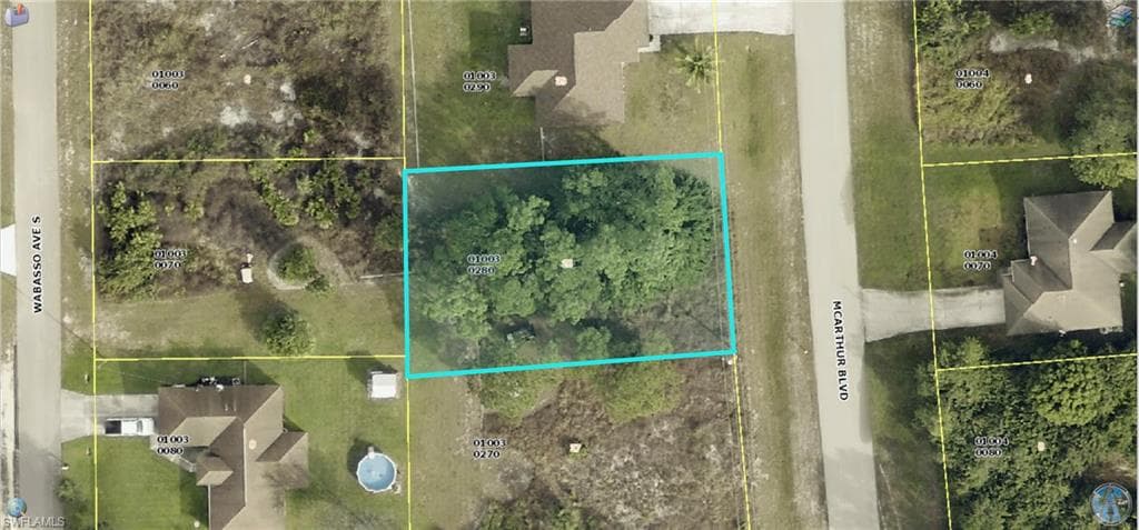 516 McArthur BLVD LEHIGH ACRES, FL 33974