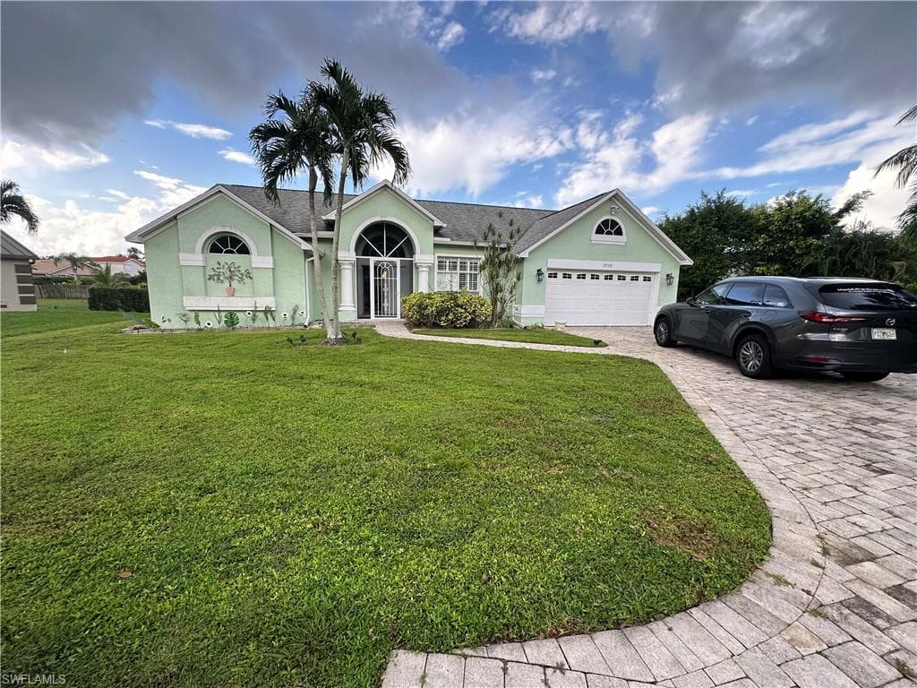 7778 Tara CT NAPLES, FL 34104